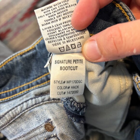 Hudson Jeans Signature Petite Bootcut Size 32 Blue Denim Frayed Hem - Picture 3 of 7